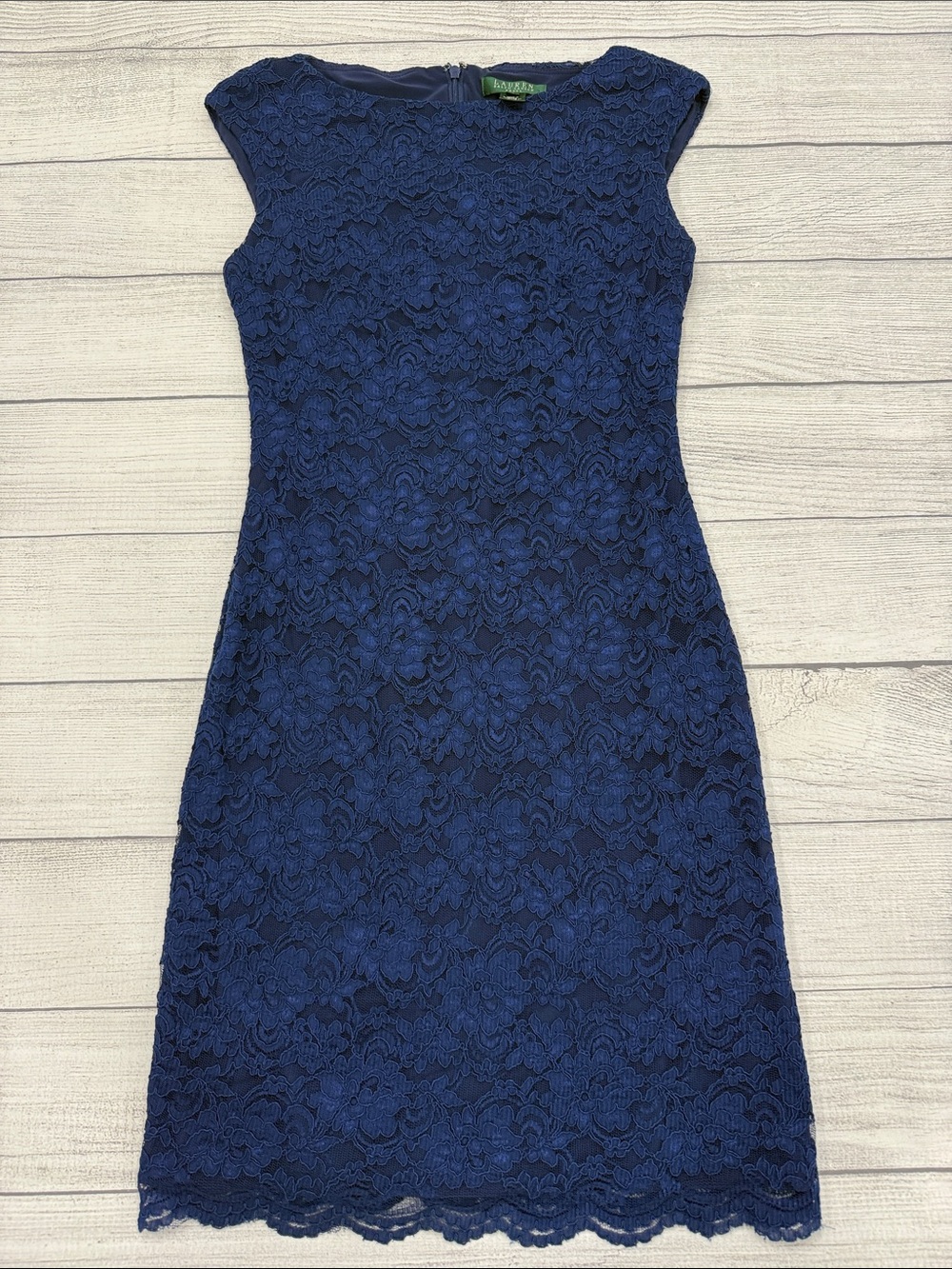 Lauren Ralph Lauren Navy Lace Sheath Dress Size 6 Elegant